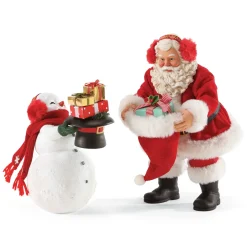 Department 56 Gift Exchange Passible Dreams^ Clothtique/Fabriche Santas