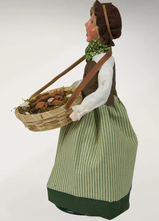 Byers Choice Woman Selling Crabs, , Zms266C^ Byers Choice